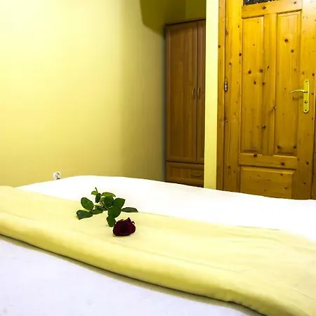 U Słodkiego Nocleg ze śniadaniem 3*